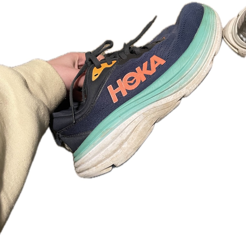 Hoka Bondi 8
